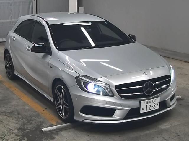 301 Mercedes benz A class 176042 2013 г. (ZIP Tokyo)